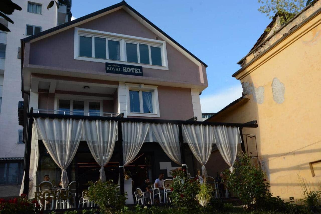 Royal Hotel Peshkopi Albania Bagian luar foto