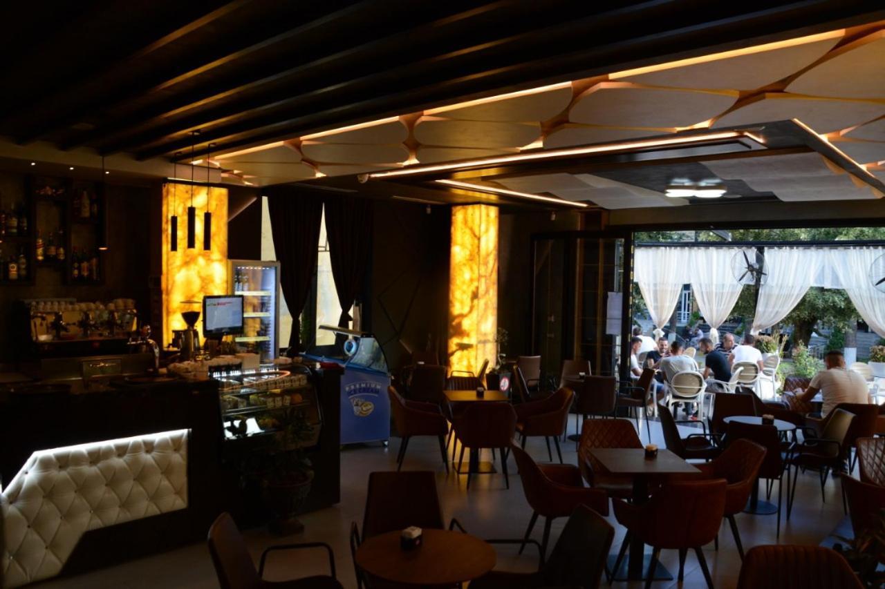 Royal Hotel Peshkopi Albania Bagian luar foto
