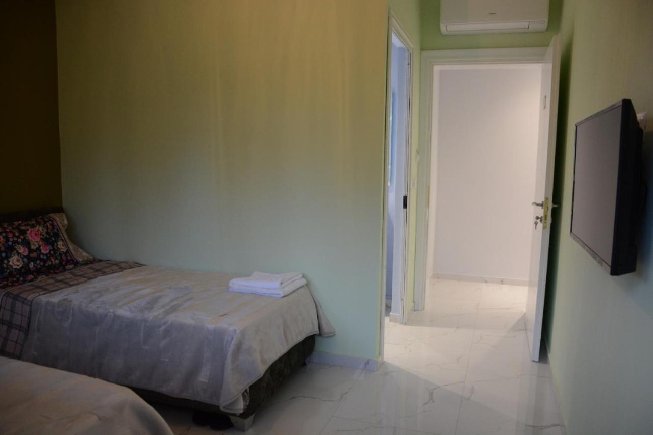 Royal Hotel Peshkopi Albania Bagian luar foto
