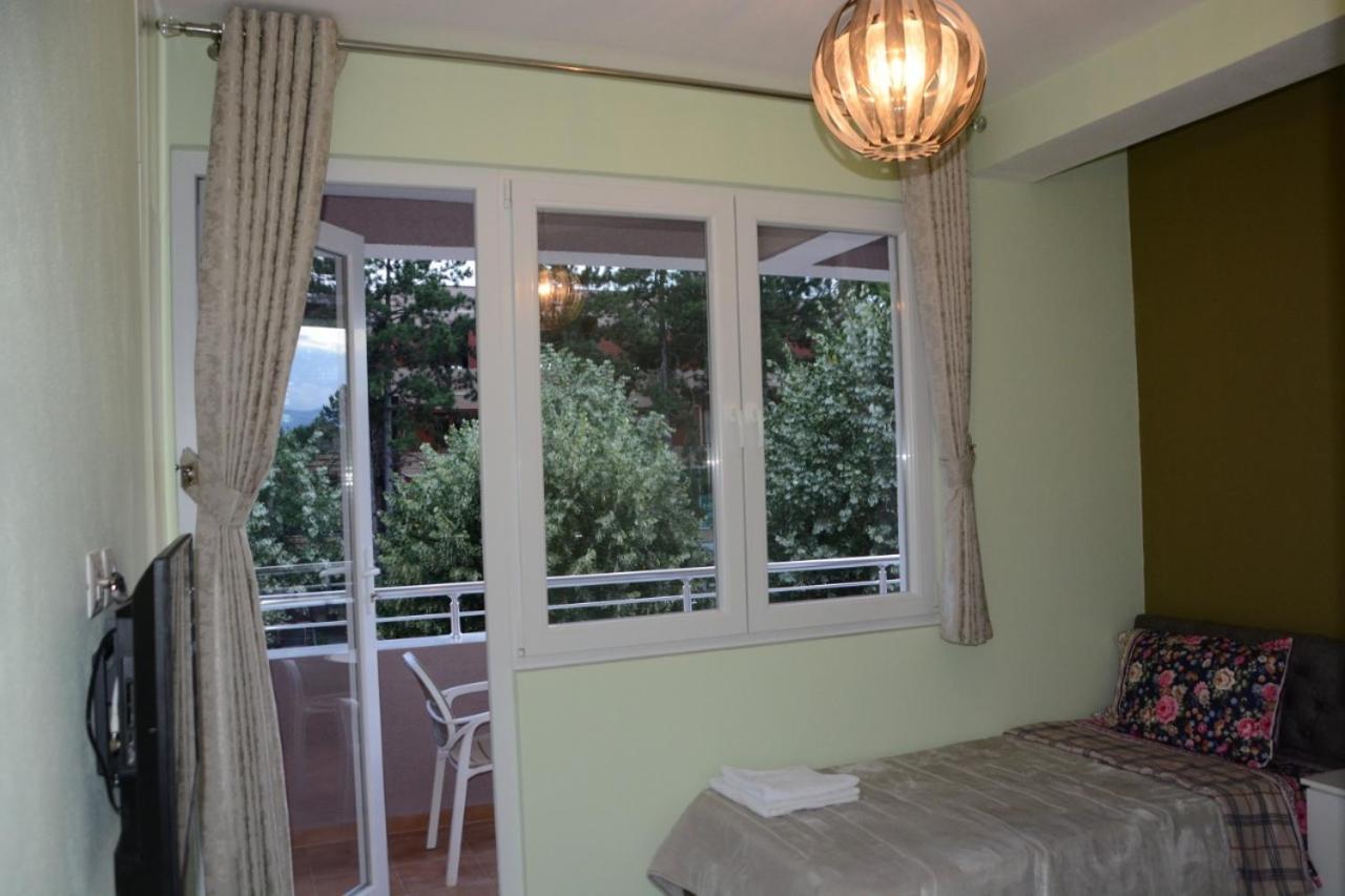 Royal Hotel Peshkopi Albania Bagian luar foto