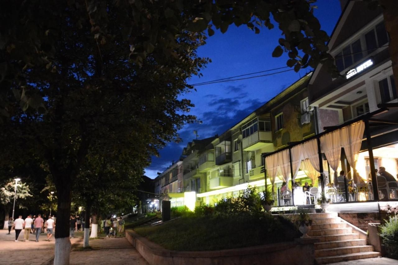 Royal Hotel Peshkopi Albania Bagian luar foto