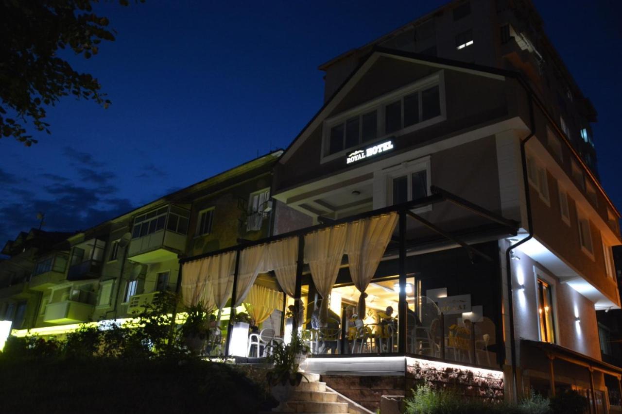 Royal Hotel Peshkopi Albania Bagian luar foto