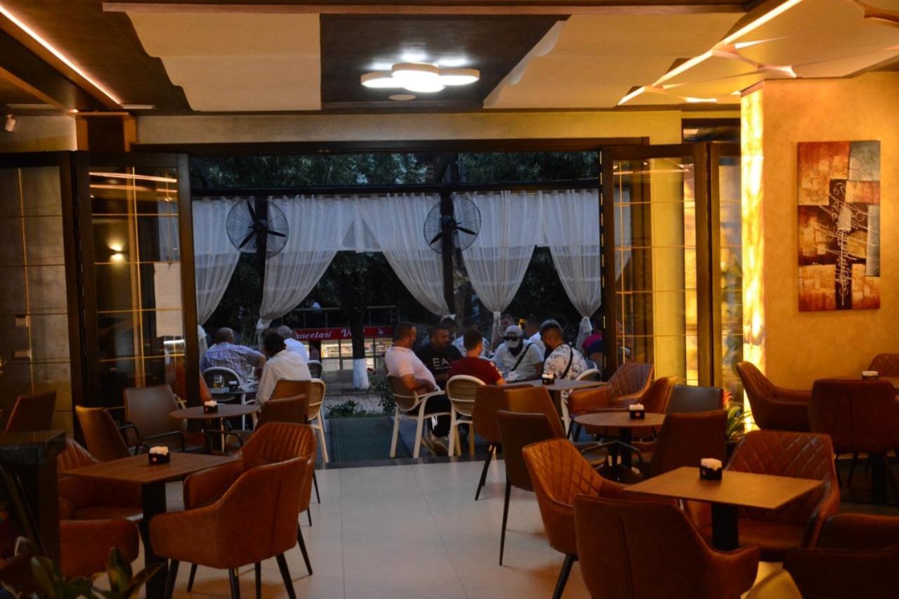 Royal Hotel Peshkopi Albania Bagian luar foto