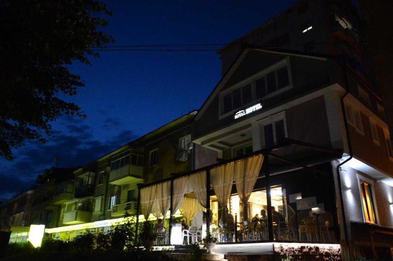Royal Hotel Peshkopi Albania Bagian luar foto