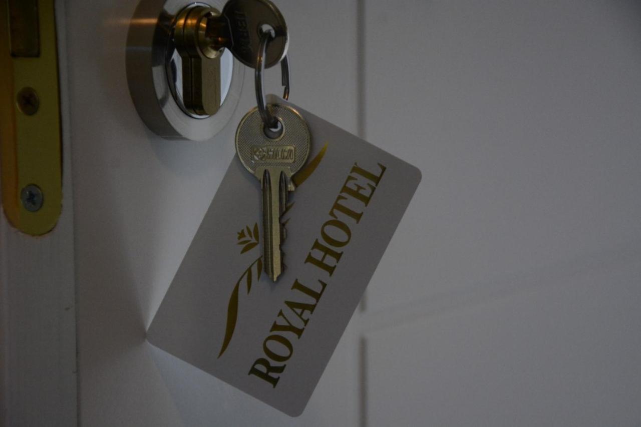 Royal Hotel Peshkopi Albania Bagian luar foto