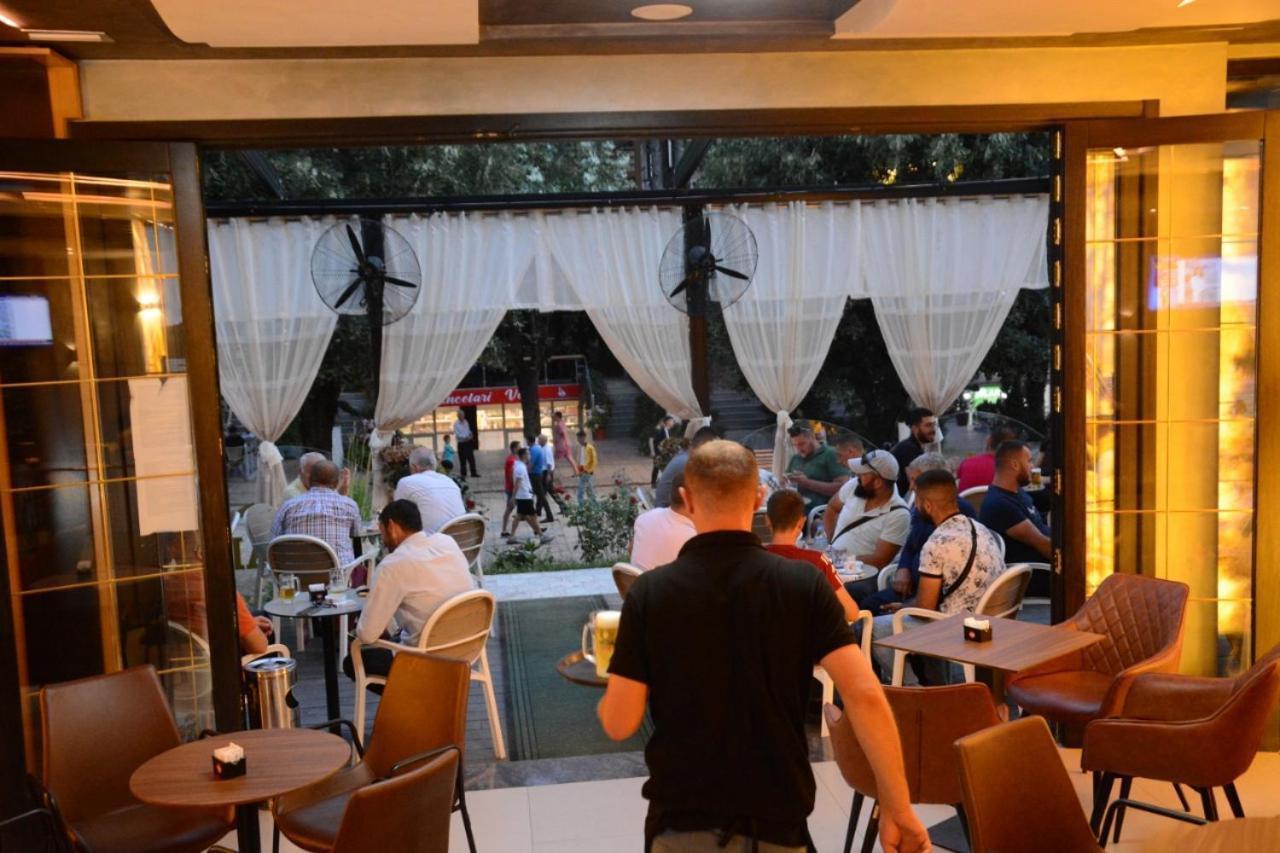 Royal Hotel Peshkopi Albania Bagian luar foto