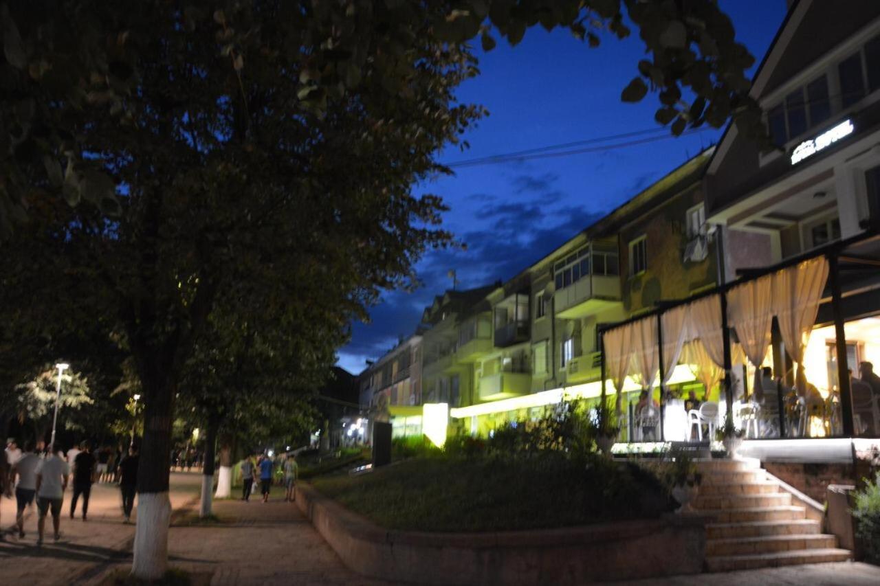 Royal Hotel Peshkopi Albania Bagian luar foto